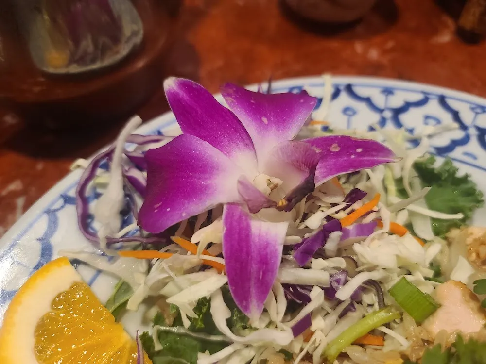 Osaka Thai Salad