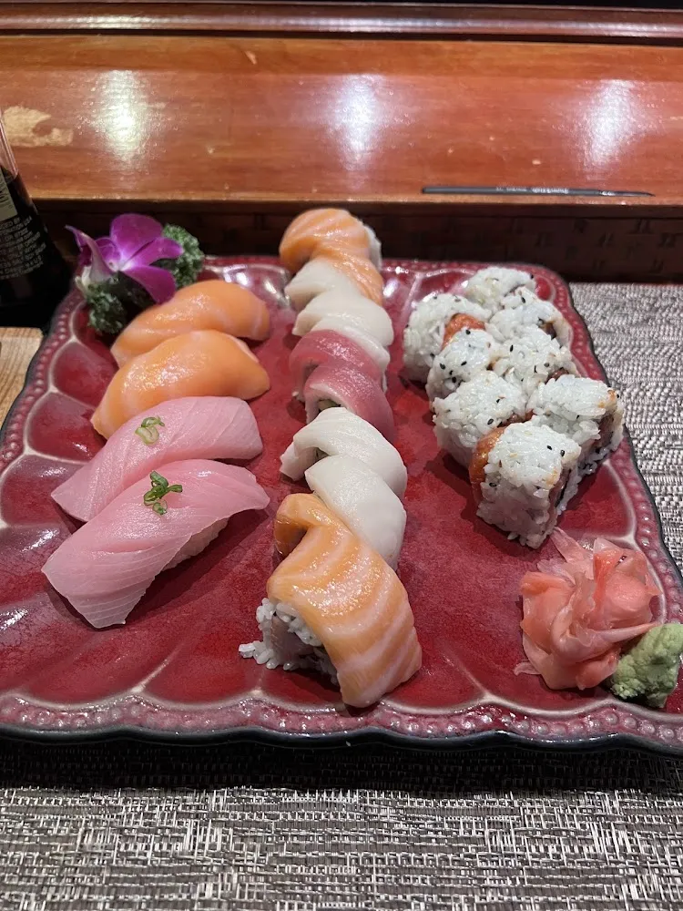 Sushi Sashimi Deluxe